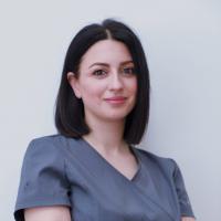 Марине Оганесян врач-стоматолог