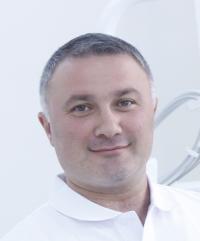 Артак Петросян Челюстно-лицевой хирург