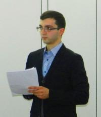 Դավիթ Հովհաննիսյան Տնօրեն, բժիշկ-ստոմատոլոգ, իմպլանտոլոգ